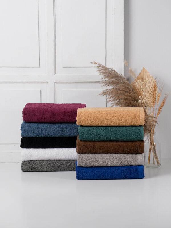 Medium Towel 550 GSM